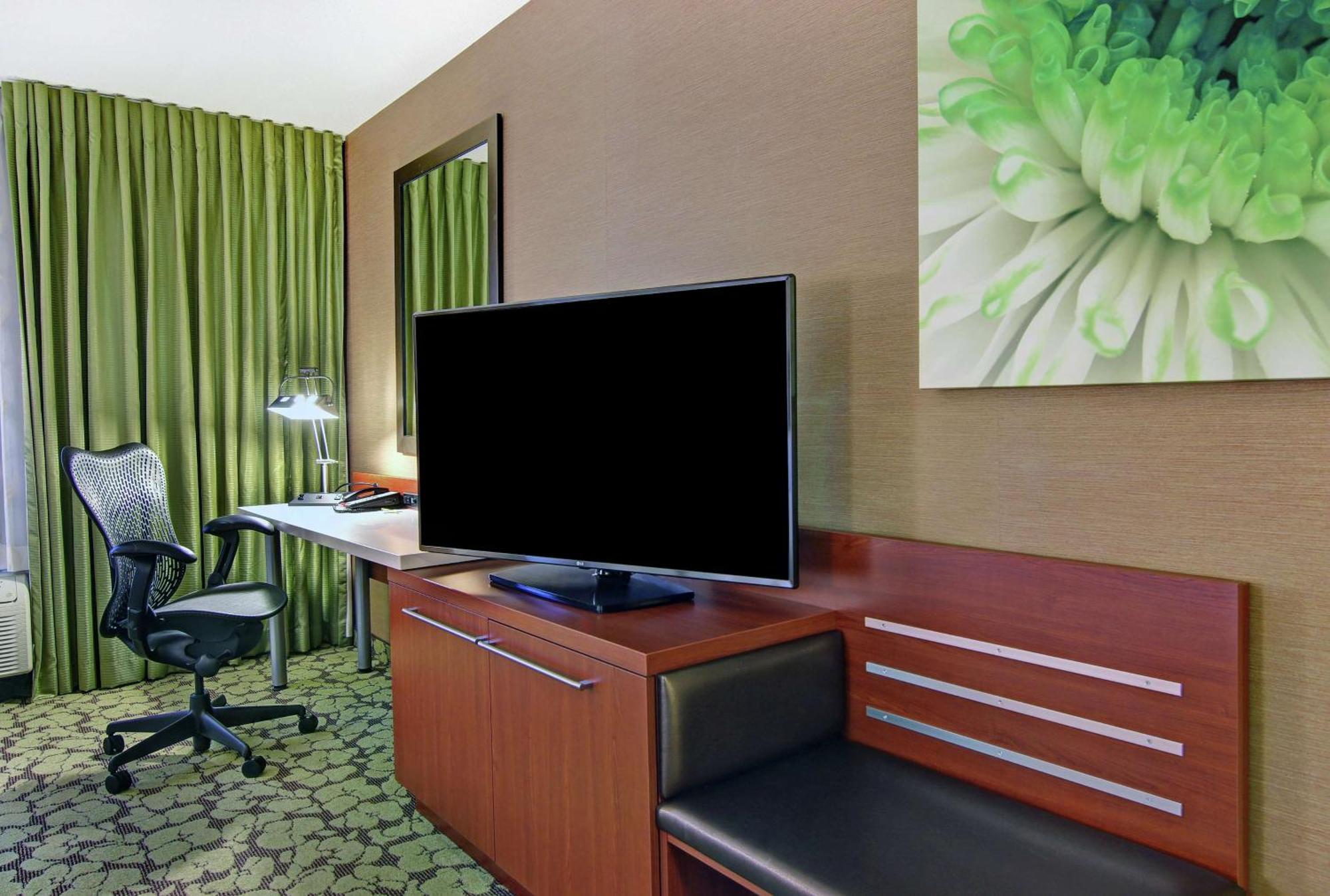Hilton Garden Inn Toronto/Markham Thornhill Exterior foto