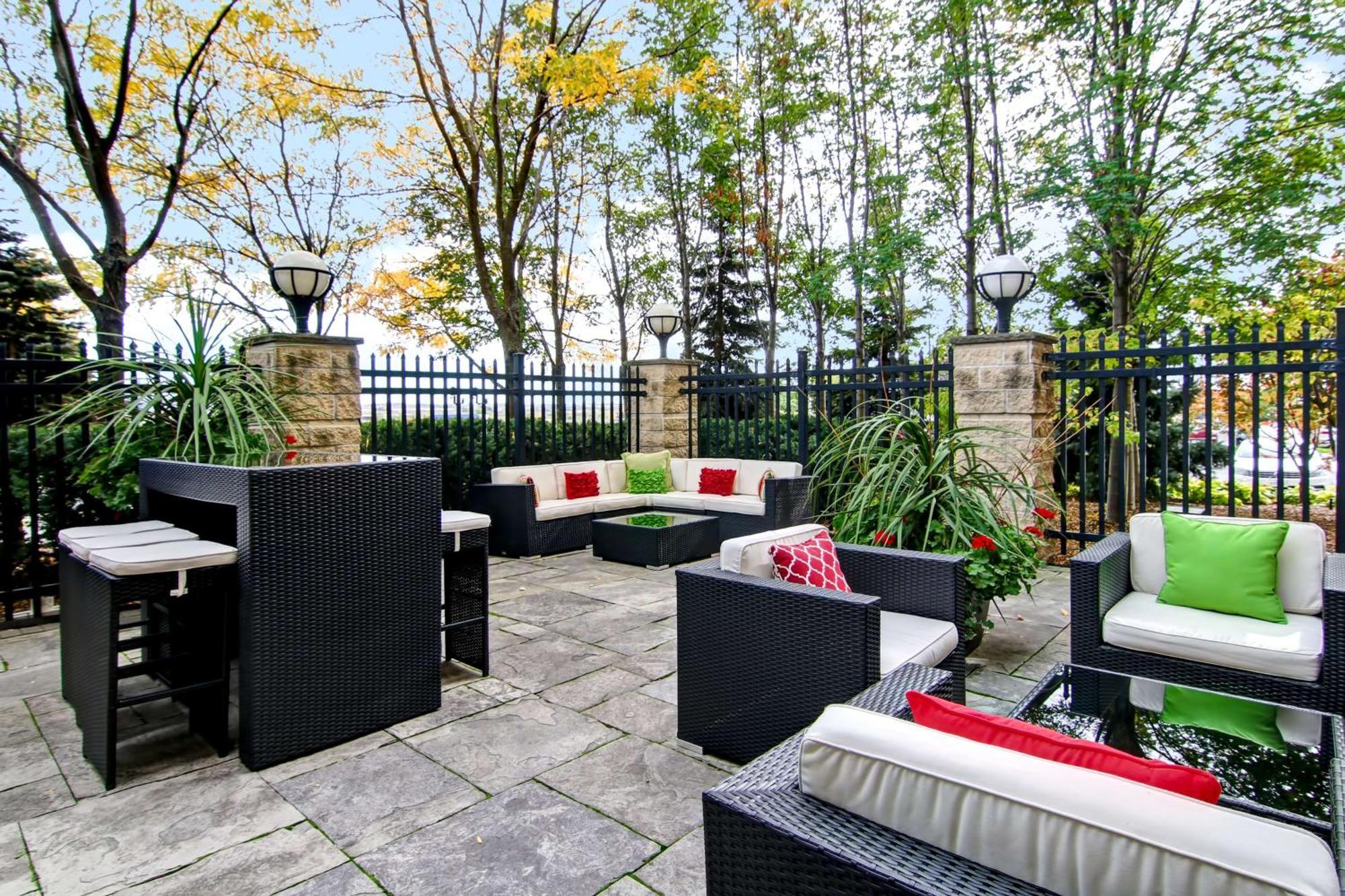 Hilton Garden Inn Toronto/Markham Thornhill Exterior foto