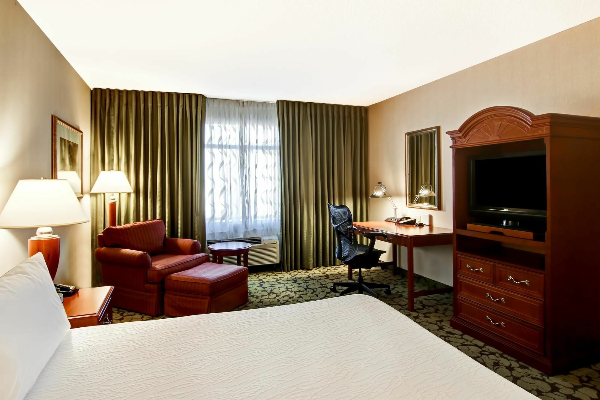 Hilton Garden Inn Toronto/Markham Thornhill Exterior foto